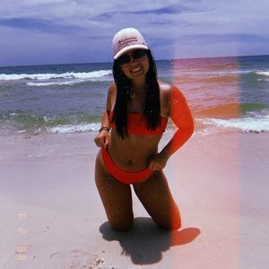 Meet your Posher, Brayelle